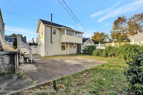 302 4 Ave, Belmar NJ 07719-2155 exterior