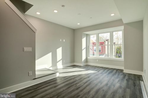 5233 Chancellor St, Philadelphia PA  19139-4016 exterior