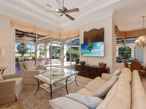 3852 Isla Del Sol Way, Naples FL 34114-9485 exterior