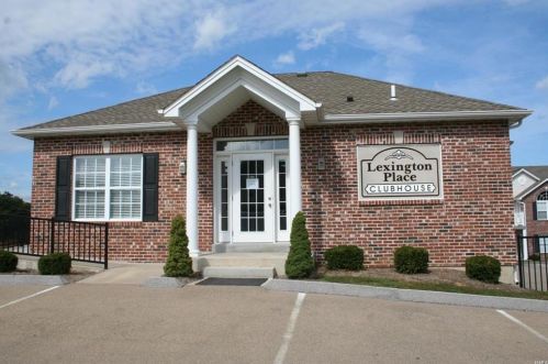1710 Lexington Pl, Herculaneum MO 63048-1593 exterior