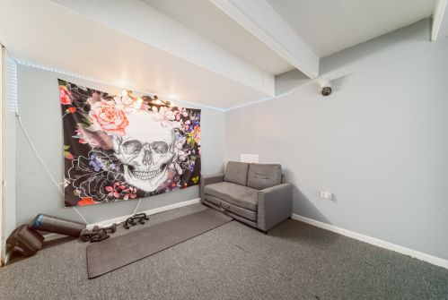 9157 Burnside Ave, Chicago IL  60619-7359 exterior