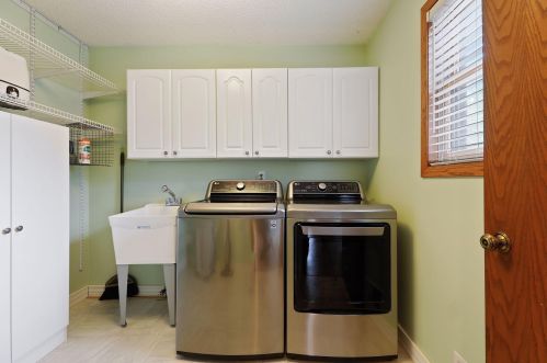 7120 Blaine Ave, South Saint Paul MN 55076-2312 exterior