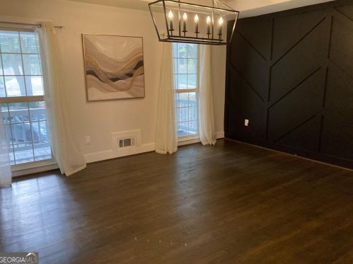 2933 Margaret Mitchell Ct, Atlanta GA 30327-1614 exterior