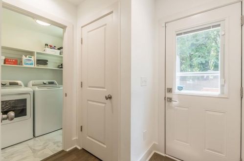 1266 Almont Dr, Atlanta GA  30310-3771 exterior