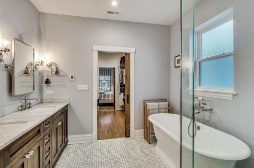 4727 Artesian Ave, Chicago IL 60645-5302 exterior