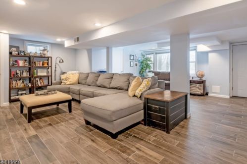 32 Conklin Ave, Morristown NJ 07960-3704 exterior