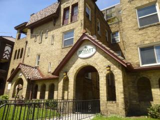 5627 Hobart St, Pittsburgh PA  15217-2149 exterior