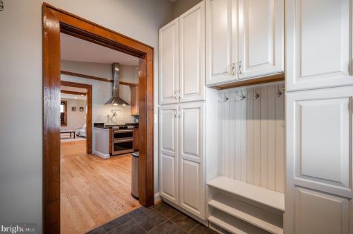 104 Monroe Ave, Alexandria VA 22301-1922 exterior