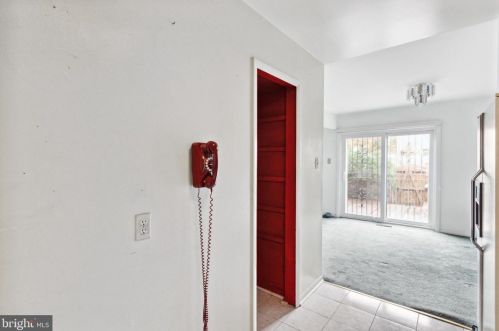 3110 Apple Rd, Washington DC 20018-1605 exterior