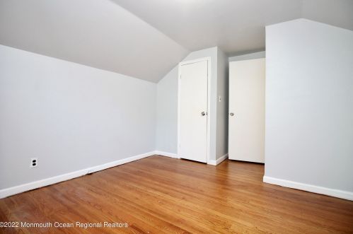 127 Charlton Ave, Hasbrouck Heights NJ 07604-1507 exterior