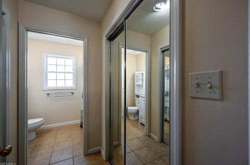 210 Leawood Cir, Naples FL 34104-4133 exterior