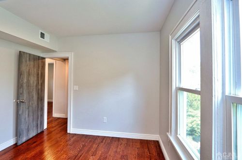 34 Enfield Ave, Montclair NJ 07042-3118 exterior