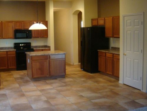 1716 Hawken Pl, Chandler AZ  85286-1172 exterior