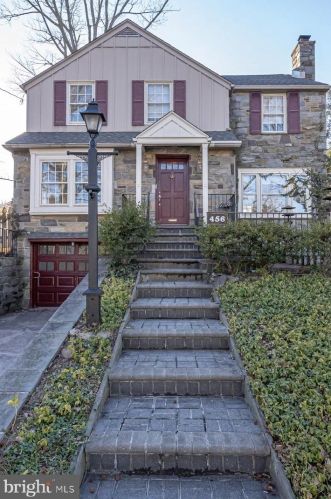 456 Gladstone Ave, Tavistock, NJ 08033-4006