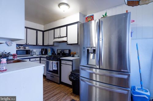 1903 30 St, Philadelphia PA 19121-1818 exterior