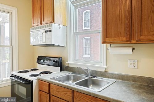 645 Broadway, Hanover PA 17331-2504 exterior