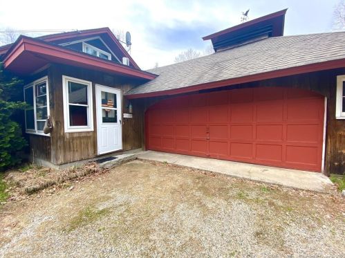 318 Litchfield Rd, Torrington CT 06791-2101 exterior