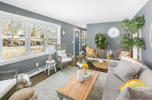 263 Mccall Rd, Exeter CT  06249-2427 exterior