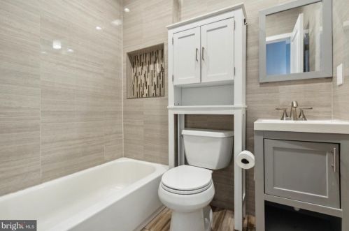 3530 18 St, Philadelphia PA 19140-4034 exterior