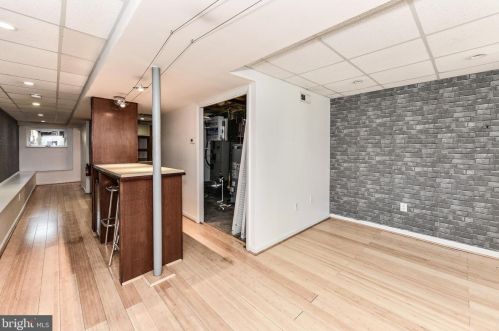 1750 T St, Washington DC  20009-7101 exterior