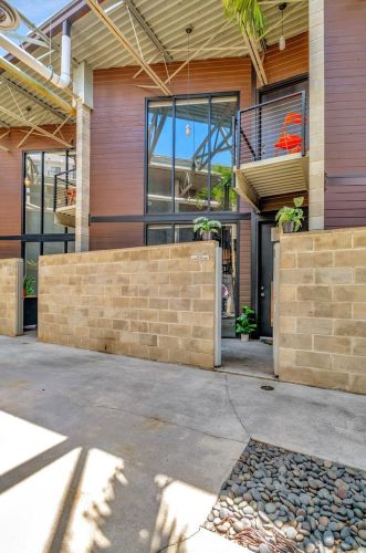 217 12th St, Tampa FL 33602-3658 exterior