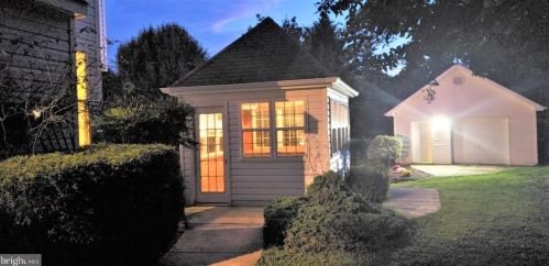 1346 Duchess Ln, Huntingtown MD 20639-2337 exterior