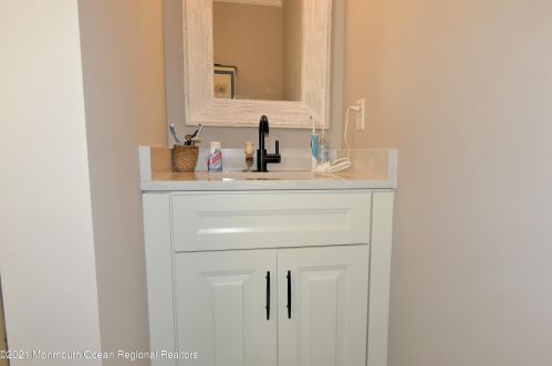 3031 Rte 35, Lavallette NJ 08735-1929 exterior