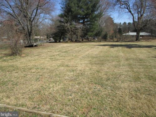 2130 Briggs Chaney Rd, Silver Spring MD 20905-4506 exterior