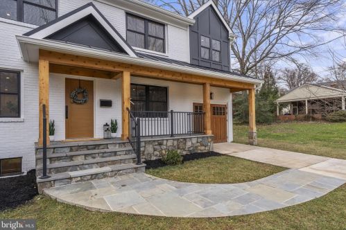 2706 Valley Dr, Alexandria VA  22302-2845 exterior