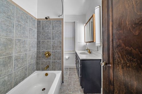 4016 California Ave, Pittsburgh PA 15202-2338 exterior