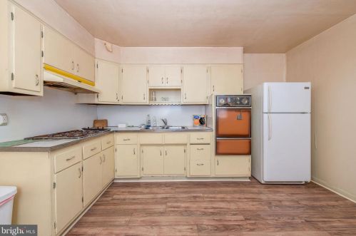 1424 Jackson St, Philadelphia PA 19145-3617 exterior