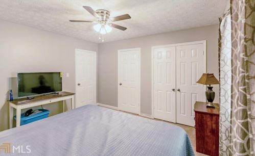 3175 Sarah Lou Dr, Lithonia GA 30078-5748 exterior