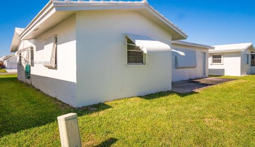 902 18 St, Boynton Beach FL 33426-5429 exterior