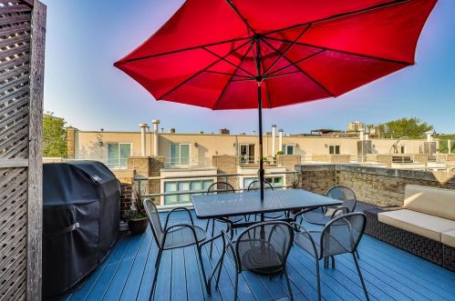 777 Melrose St, Chicago IL 60618-6318 exterior