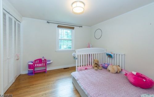 34 Summit Rd, Sparta NJ  07871-1411 exterior