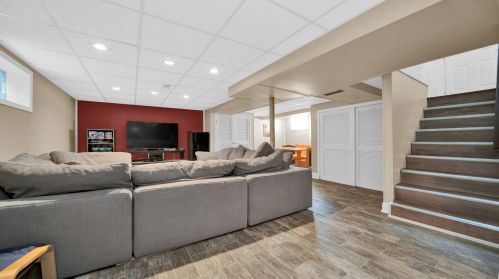 9114 Sawyer Ave, Chicago IL 60805-1640 exterior