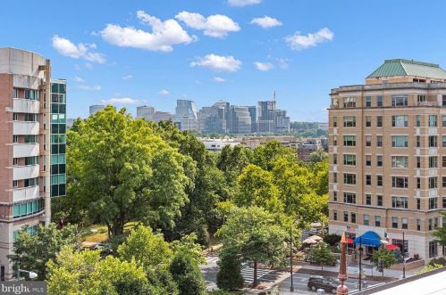 2525 Pennsylvania Ave, Washington DC 20020-6713 exterior