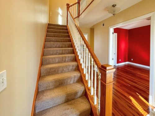 1531 Biltmore Ln, Pittsburgh PA 15217-4501 exterior