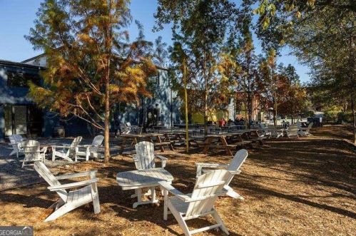 1437 Kenilworth Dr, Atlanta GA 30310-3943 exterior