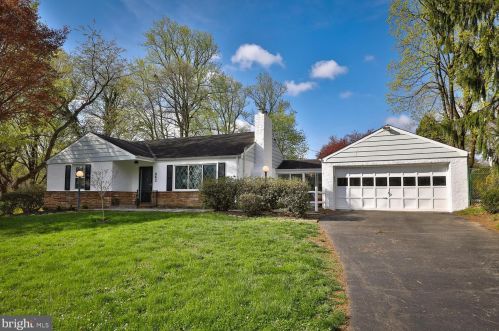 642 Raikes Rd, Huntingdon Valley, PA 19006-2925