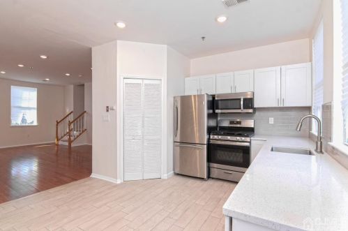 127 Baldwin St, New Brunswick NJ 08901-2928 exterior