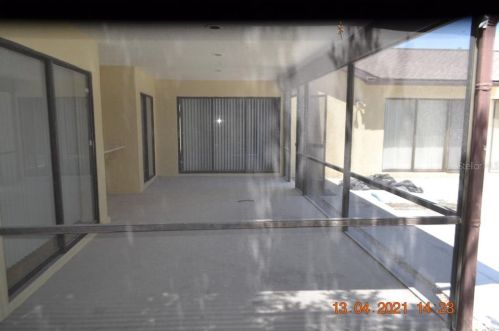 13563 Avista Dr, Tampa, FL 33624-4318