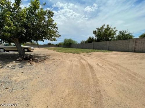 2731 Belmont Ave, Phoenix AZ 85020-4721 exterior