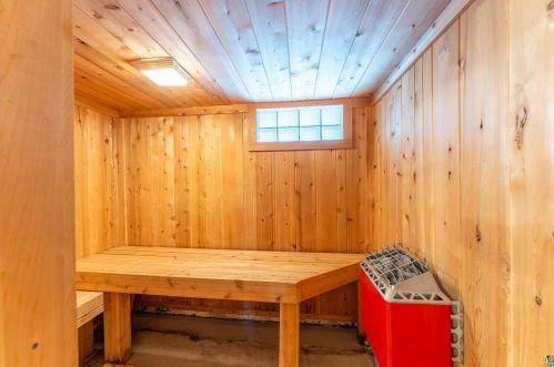 35 White St, Ely MN 55731-1248 exterior