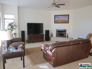 4211 Hamblin Dr, Phoenix AZ  85050-8721 exterior