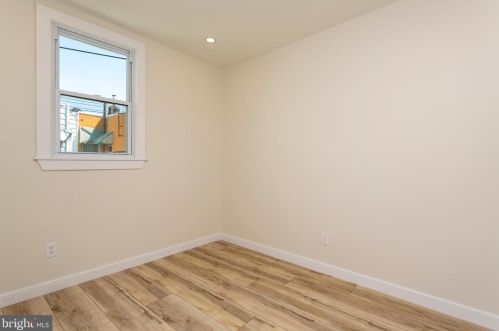 1153 Daly St, Philadelphia PA  19148-3018 exterior