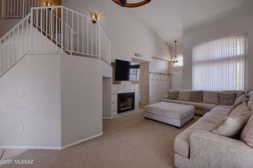 8822 Lions Spring Pl, Tucson AZ  85747-5658 exterior