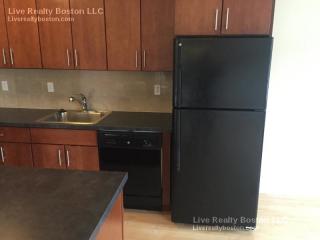 12 Camelot Ct, Boston MA  02135 exterior