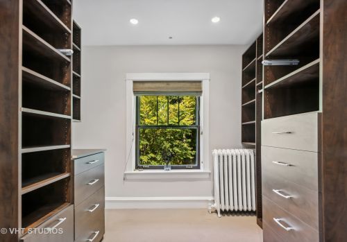 1457 Norwood St, Chicago IL 60660-2404 exterior