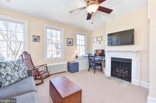 430 11 St, Washington DC 20002-6121 exterior